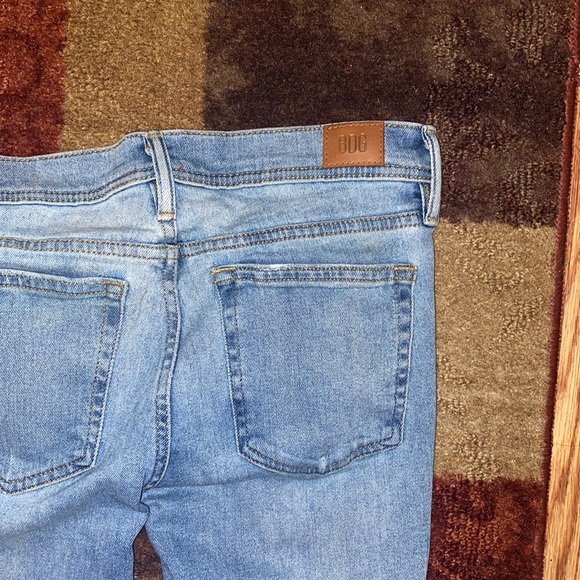 Urban outfitters distressed skinny jean light washed size 30x30 - Picture 4 of 5